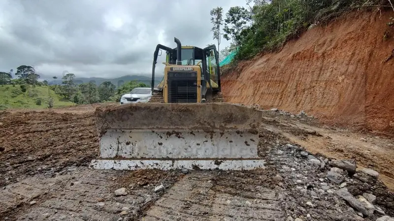 BULLDOZER CATERPILLAR D6N AÑO 2011, PLACA: MC032720 Ubic.: MOCOA, PUTUMAYO — imagen 4 de 8