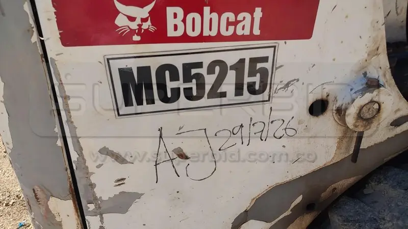 MINICARGADOR BOBCAT S-150 AÑO 2000, POT. 46 HP, CAP. 2,6 TON, RP#1 Ubic.: TURBACO, BOLIVAR — imagen 2 de 8