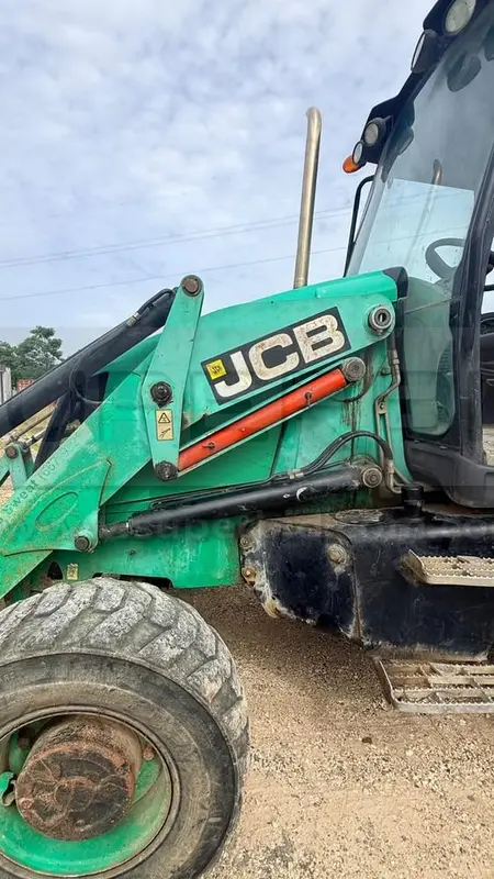 RETROEXCAVADORA JCB 3CX14L4CM AÑO 2014, POT. 92 HP, CAP. 7 TON, RP#1 PLACA: MC205893 Ubic.: TURBACO, BOLIVAR — imagen 7 de 8