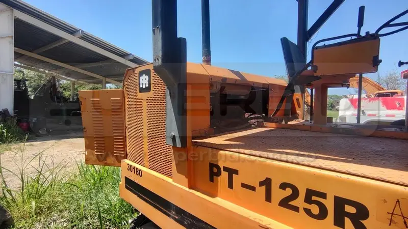 COMPACTADOR DE LLANTAS INGERSOLL RAND PT125R AÑO 1993, POT. 80 HP, CAP. 12,5 TON, RP#1 PLACA: MC201914 Ubic.: TURBACO, BOLIVAR — imagen 4 de 8