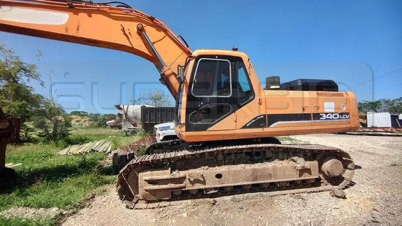 EXCAVADORA DOOSAN SOLAR340LC-V AÑO 2011, POT. 247 HP, CAP. 33,9 TON, RP#1 PLACA: MC022482 Ubic.: TURBACO, BOLIVAR — imagen 7 de 8