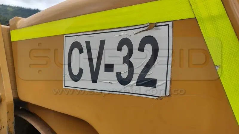 COMPACTADOR DOBLE RODILLO CATERPILLAR CB434D AÑO 2011, 9592 HR. PLACA: MI006085 Ubic.: MOCOA, PUTUMAYO — imagen 4 de 8