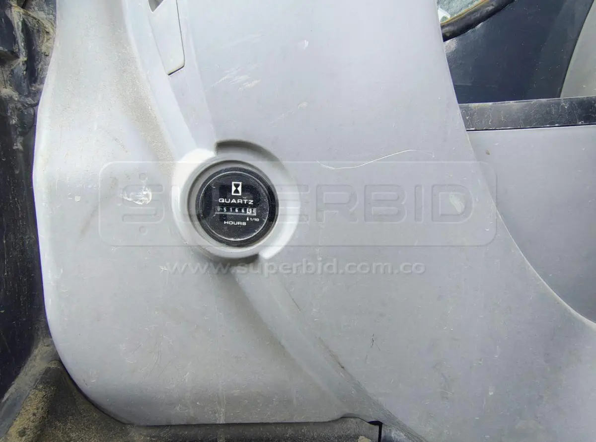 EXCAVADORA ORUGAS KOBELCO SK350LC-8 AÑO 2014, 17388 HR. RP#3 PLACA: MC017888 Ubic.: LORICA, CORDOBA — imagen 7 de 8