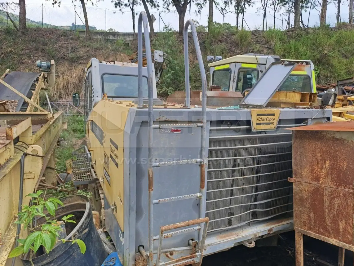 PERFORADOR DE ORUGAS ATLAS COPCO ROC-30T AÑO 2012, 7230 HR. RP#3 PLACA: MC026167 Ubic.: MEDELLIN — imagen 2 de 8