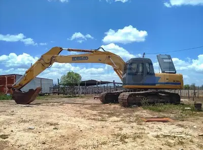 EXCAVADORA KOBELCO SK210LC AÑO 2005, PLACA: MC582971 Ubic.: Barrancas — imagen 4 de 4
