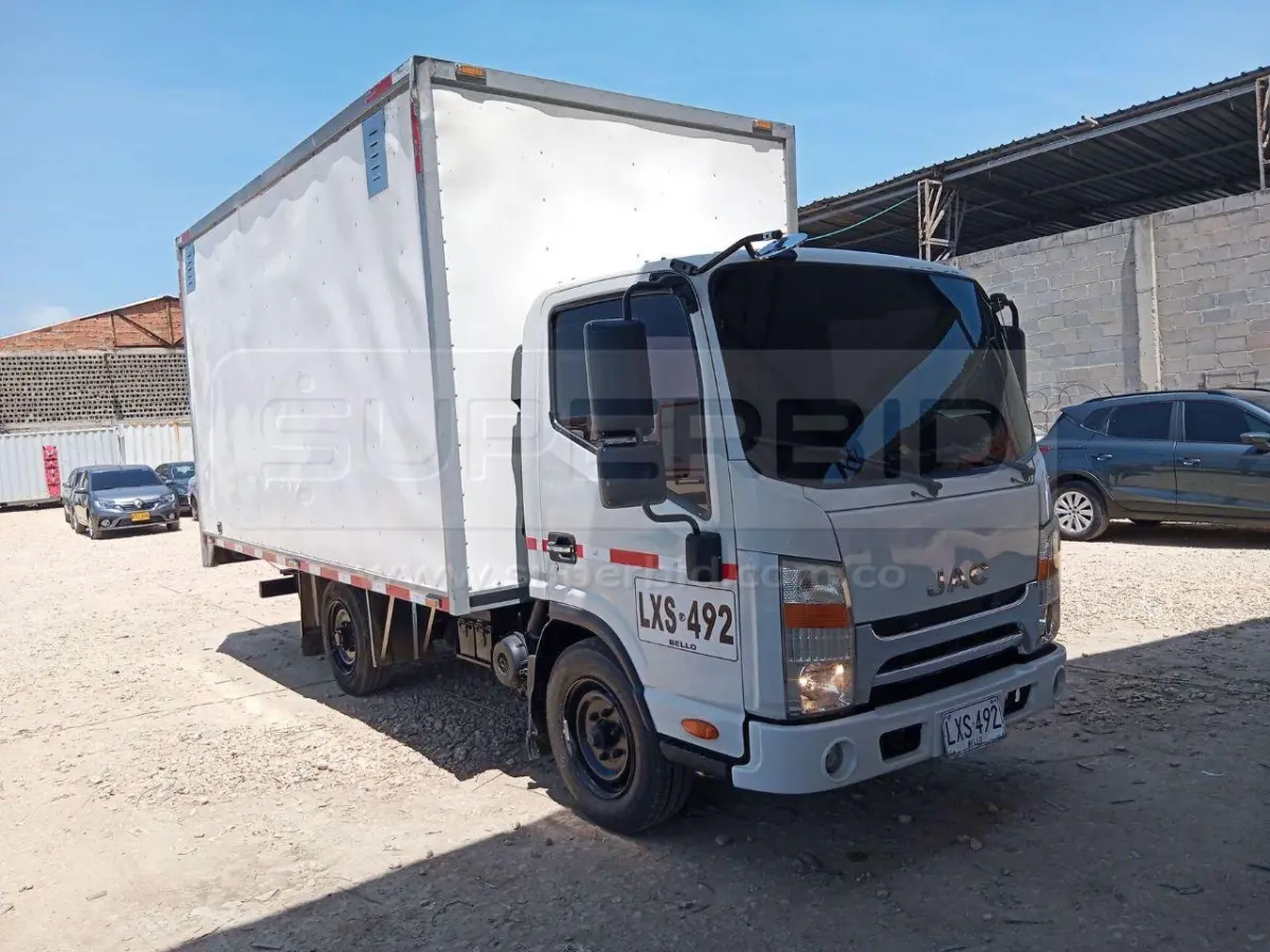 JAC JHR POWER LARGO + 3.0 TONS 2746 CC MOD. 2023, RP#1 PLACA: LXS492 Ubic.: BARRANQUILLA — imagen 2 de 8
