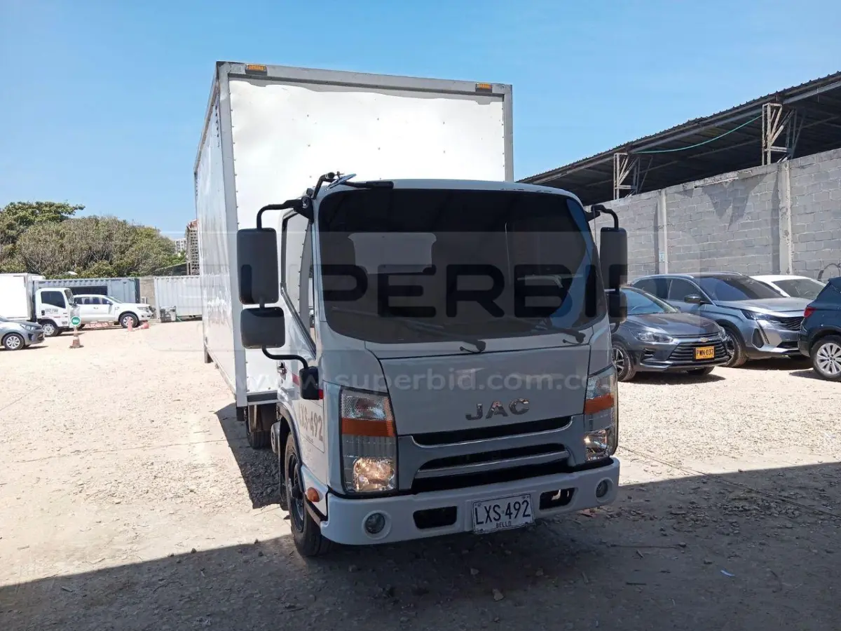 JAC JHR POWER LARGO + 3.0 TONS 2746 CC MOD. 2023, RP#1 PLACA: LXS492 Ubic.: BARRANQUILLA — imagen 3 de 8