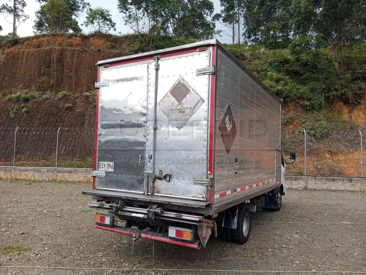 HINO DUTRO HYBRID 4009 CC MOD. 2016, RP#10 PLACA: ESY396 Ubic.: CALDAS — imagen 8 de 8