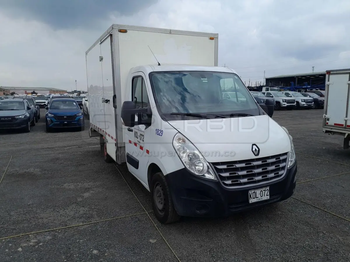 RENAULT MASTER CHASIS 2299 CC MOD. 2022, RP#1 PLACA: KOL072 Ubic.: BOGOTÁ — imagen 2 de 8