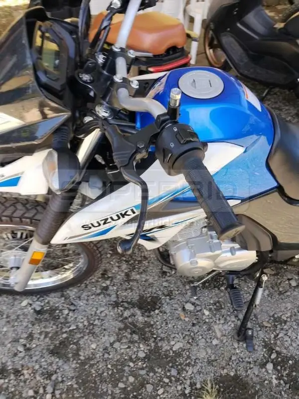 SUZUKI DR150FI ABS MOD. 2026, PLACA: 1 Ubic.: GIRARDOTA — imagen 8 de 8