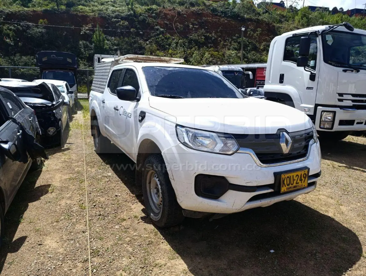 RENAULT ALASKAN CARGO 2488 CC MOD. 2022, RP#5 PLACA: KQU249 Ubic.: CALDAS — imagen 2 de 8