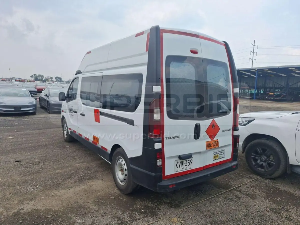 RENAULT TRAFIC TECHO ALTO 1.6 DIESEL 1598 CC MOD. 2022, RP#5 PLACA: KVW359 Ubic.: BOGOTÁ — imagen 6 de 8