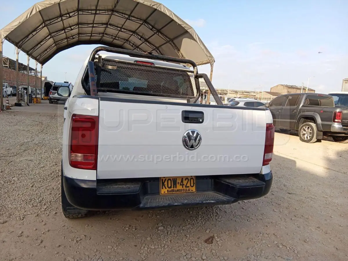 VOLKSWAGEN AMAROK TRENDLINE "T" 2.0L 103KW 4X4 MT CABINA DOB 1968 CC MOD. 2022, RP#5 PLACA: KQW420 Ubic.: BARRANQUILLA — imagen 7 de 8