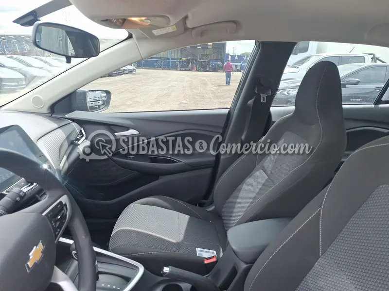 Chevrolet Onix nb lt turbo at - 2025 - 535 - Bogotá — imagen 4 de 8
