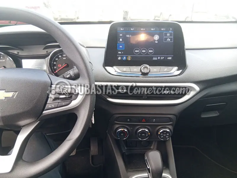 Chevrolet Tracker turbo ls at - 2025 - 075 - Bogotá — imagen 2 de 8