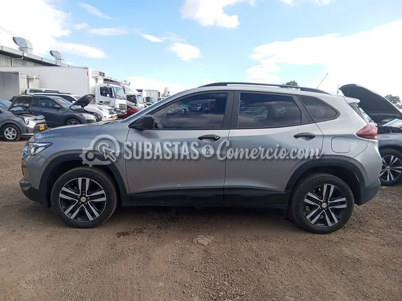 Chevrolet Tracker turbo ls at - 2025 - 075 - Bogotá — imagen 8 de 8