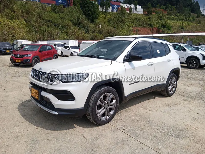 Jeep Compass longitude at 1.3t - 2024 - 828 - Caldas — imagen 7 de 8