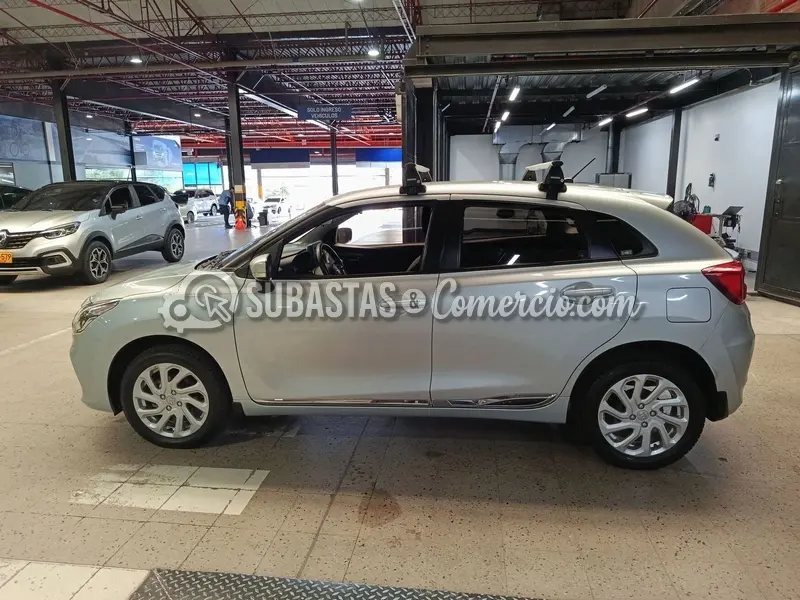 Suzuki Baleno gl at 1.4 - 2024 - 725 - Medellín — imagen 8 de 8