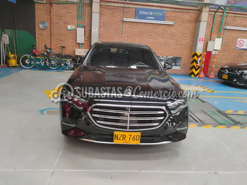 Mercedes benz E300e - exclusive - 2025 - 760 - Bogotá — imagen 6 de 8