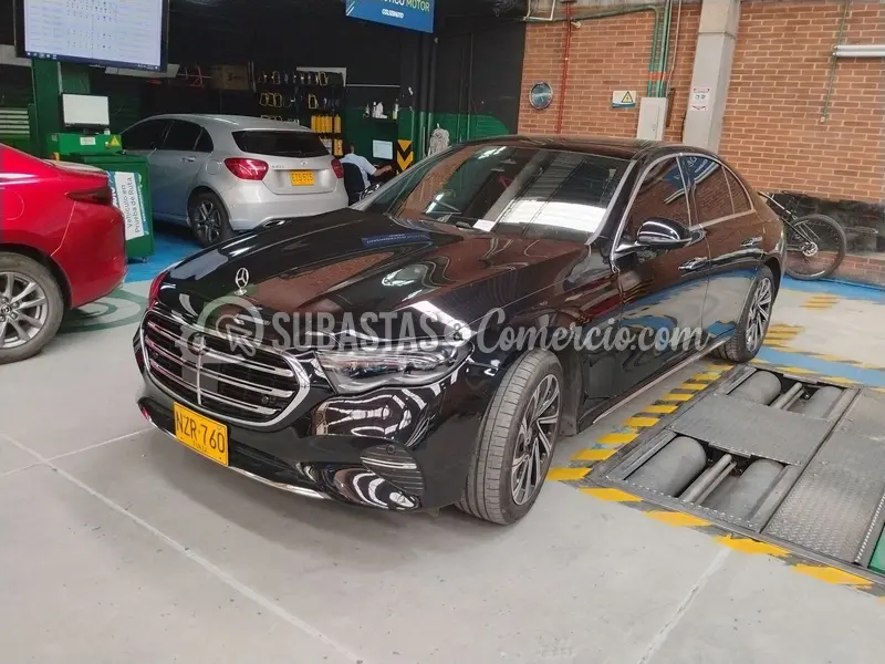 Mercedes benz E300e - exclusive - 2025 - 760 - Bogotá — imagen 7 de 8