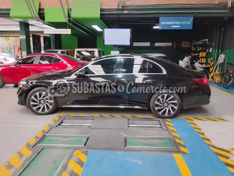 Mercedes benz E300e - exclusive - 2025 - 760 - Bogotá — imagen 8 de 8