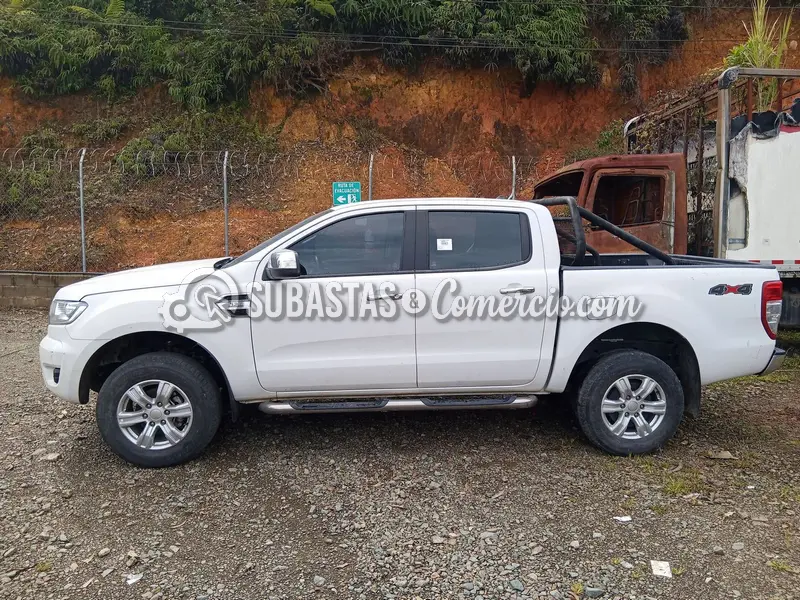 Ford Ranger xlt diesel - 2023 - 615 - Caldas — imagen 8 de 8