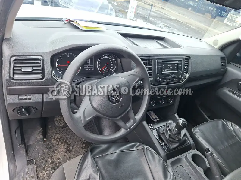 Volkswagen Amarok trendline 2.0l 103kw 4x4 mt cabina doble platón - 20 — imagen 2 de 8
