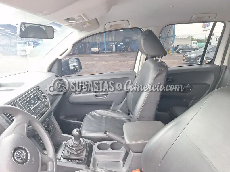 Volkswagen Amarok trendline 2.0l 103kw 4x4 mt cabina doble platón - 20 — imagen 4 de 8