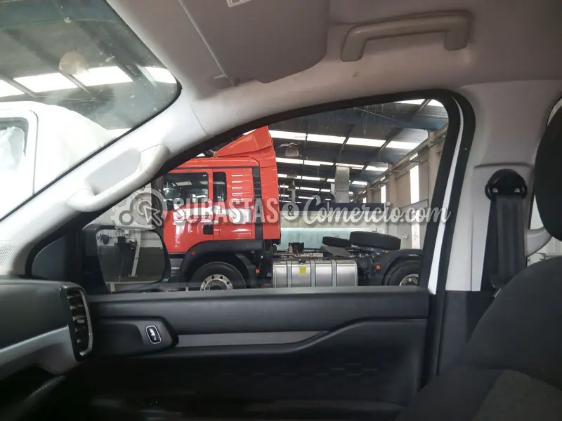 Ford Ranger xl 4x4 mt 2.0 diesel dc - 2025 - 557 - Bogotá — imagen 4 de 8