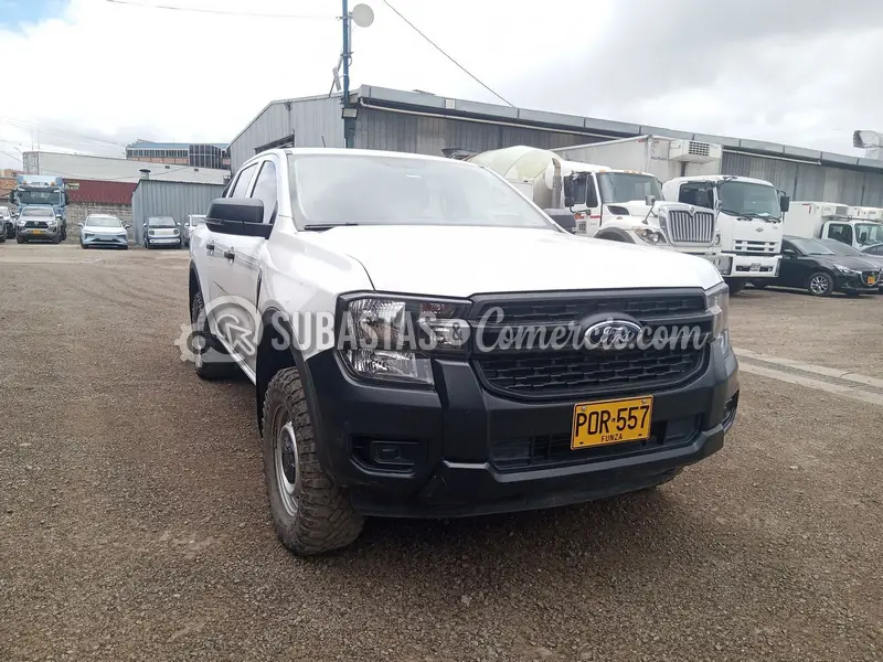 Ford Ranger xl 4x4 mt 2.0 diesel dc - 2025 - 557 - Bogotá — imagen 5 de 8