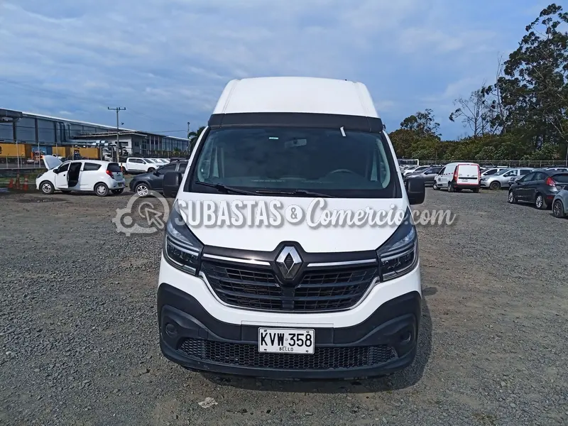 Renault Trafic techo alto 1.6 diesel - 2022 - 358 - Cali — imagen 6 de 8