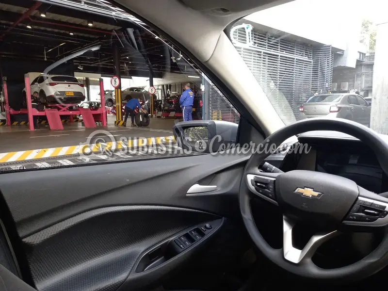 Chevrolet Onix nb lt turbo at - 2026 - 818 - Bogotá — imagen 2 de 8