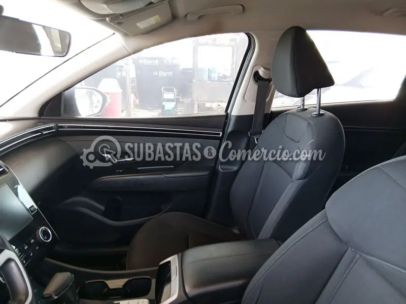 Hyundai Tucson essentials at 4x4 - 2024 - 879 - Barranquilla — imagen 3 de 8