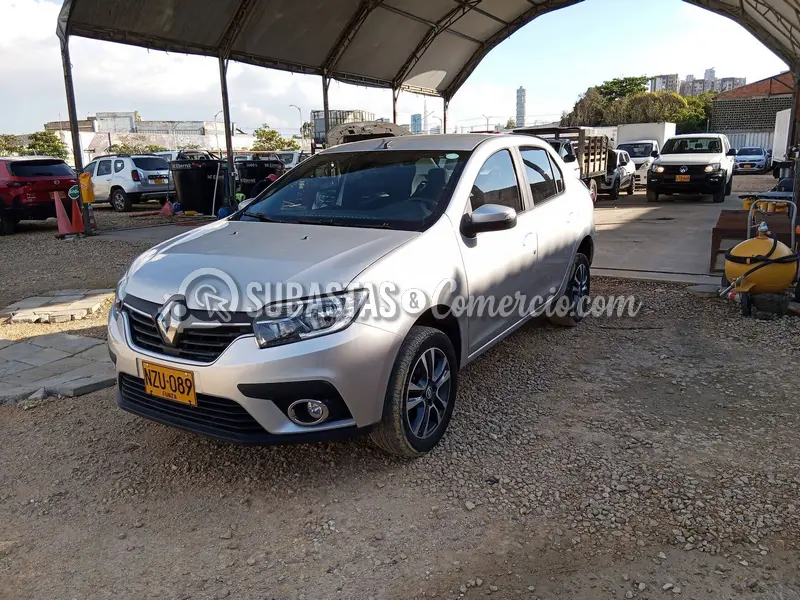 Renault Logan intens cvt ph2 - 2026 - 089 - Barranquilla — imagen 7 de 8