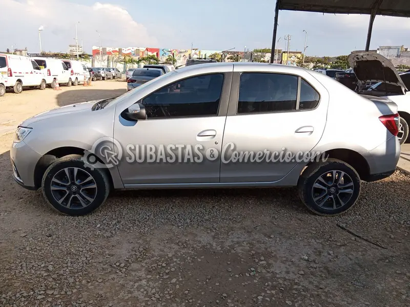 Renault Logan intens cvt ph2 - 2026 - 089 - Barranquilla — imagen 8 de 8