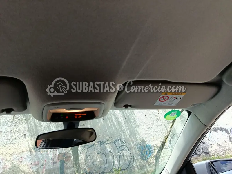 Chevrolet Onix nb lt turbo mt - 2025 - 389 - Medellín — imagen 4 de 8