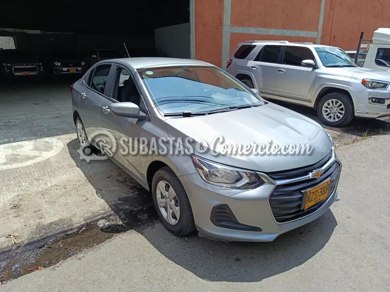Chevrolet Onix nb lt turbo mt - 2025 - 389 - Medellín — imagen 5 de 8