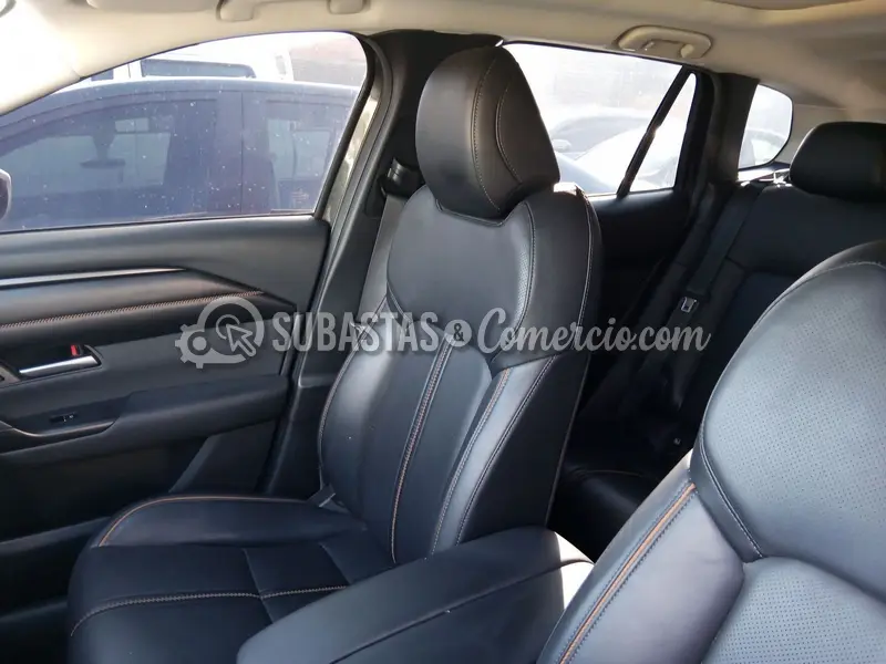 Mazda Cx50 grand touring 2.5 at 4x4 - 2026 - 931 - Barranquilla — imagen 4 de 8