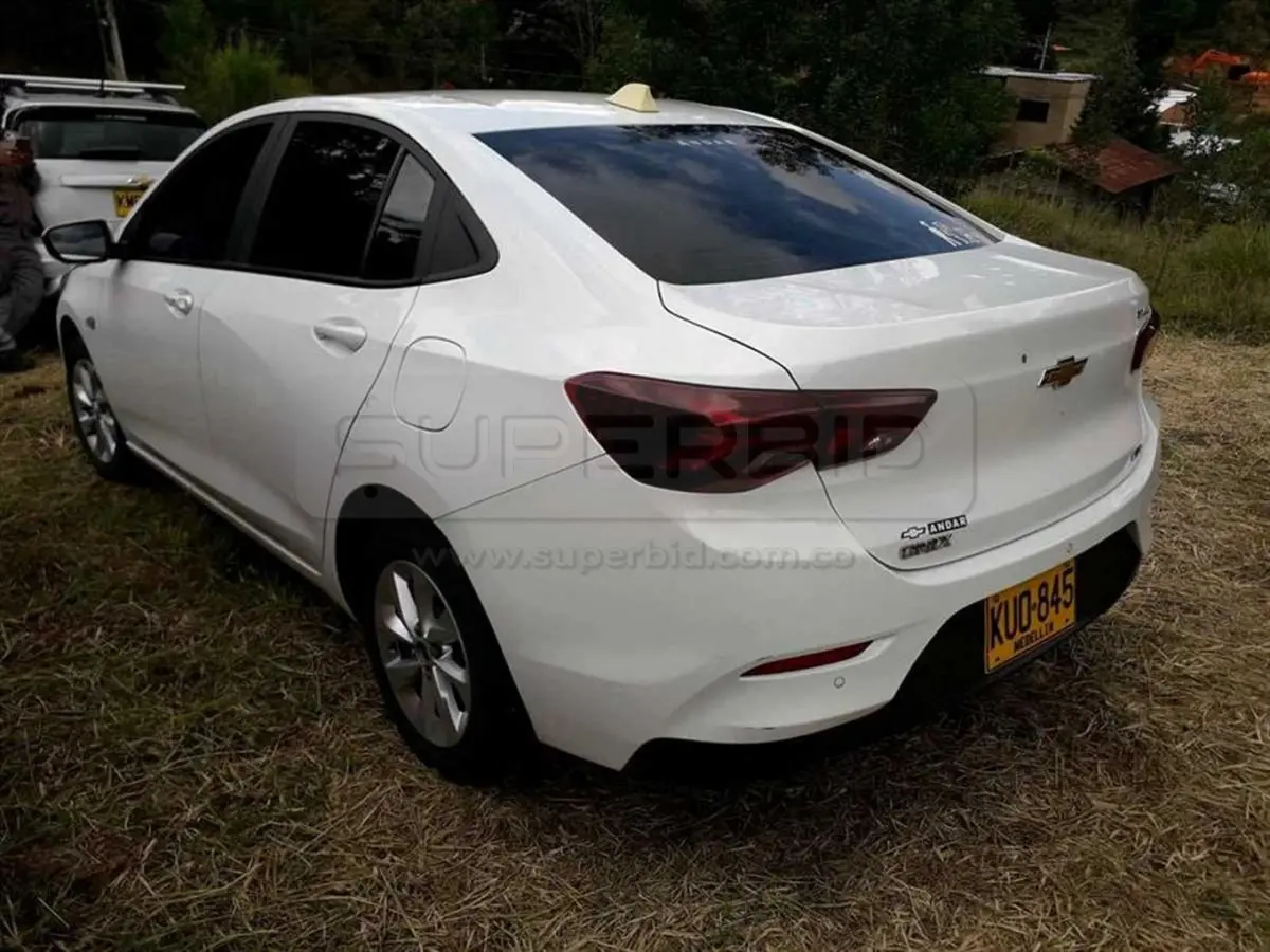 CHEVROLET ONIX LTZ T 4P 6AB ABS TP 1000 CC MOD. 2022, PLACA: KUO845 Ubic.: MEDELLIN, ANTIOQUIA — imagen 2 de 7