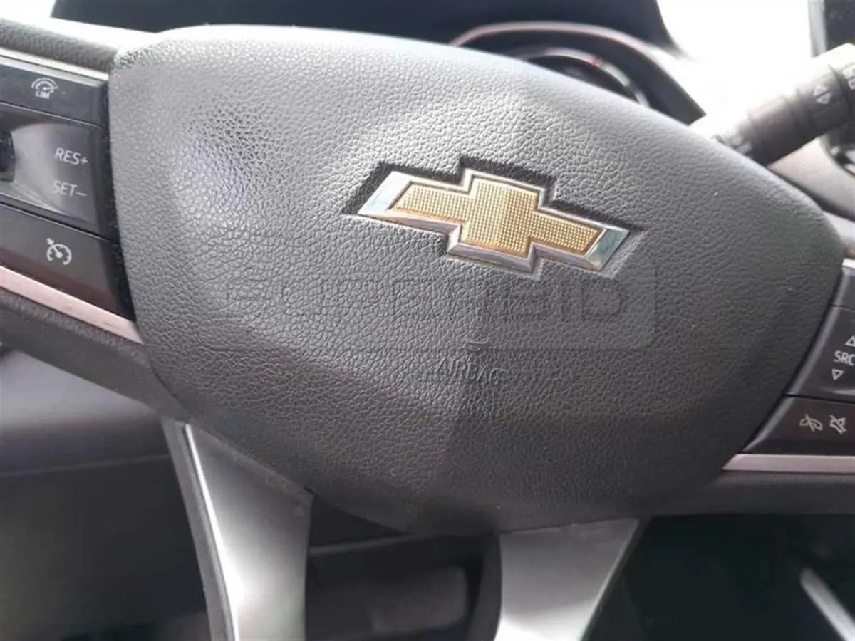 CHEVROLET ONIX PREMIER T 4P 6AB ABS TP 1000 CC MOD. 2023, PLACA: LLK426 Ubic.: YUMBO VALLE, VALLE DEL CAUCA — imagen 8 de 8