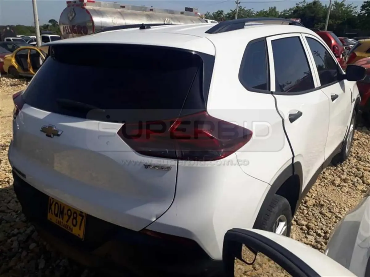CHEVROLET TRACKER [2] LS T MT 1199 CC MOD. 2023, PLACA: KQM987 Ubic.: TURBANA, BOLIVAR — imagen 2 de 8