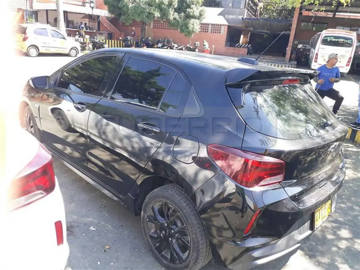 CHEVROLET ONIX RS 5P T 6AB ABS MT 1000 CC MOD. 2023, PLACA: IYY976 Ubic.: CALI, VALLE DEL CAUCA — imagen 4 de 7