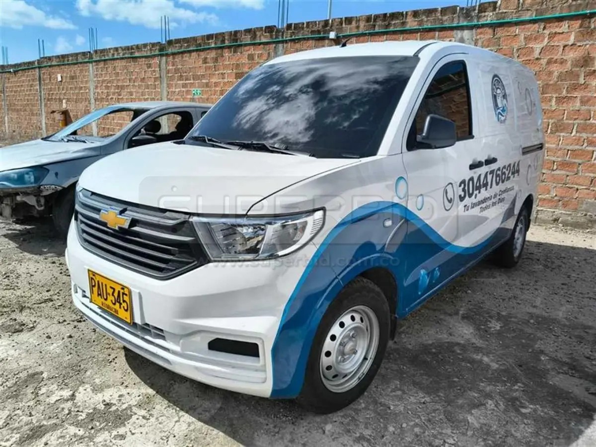 CHEVROLET VAN N400 MAX CARGO AA 2AB ABS MT 1485 CC MOD. 2025, PLACA: PAU345 Ubic.: RIOHACHA, LA GUAJIRA — imagen 3 de 7