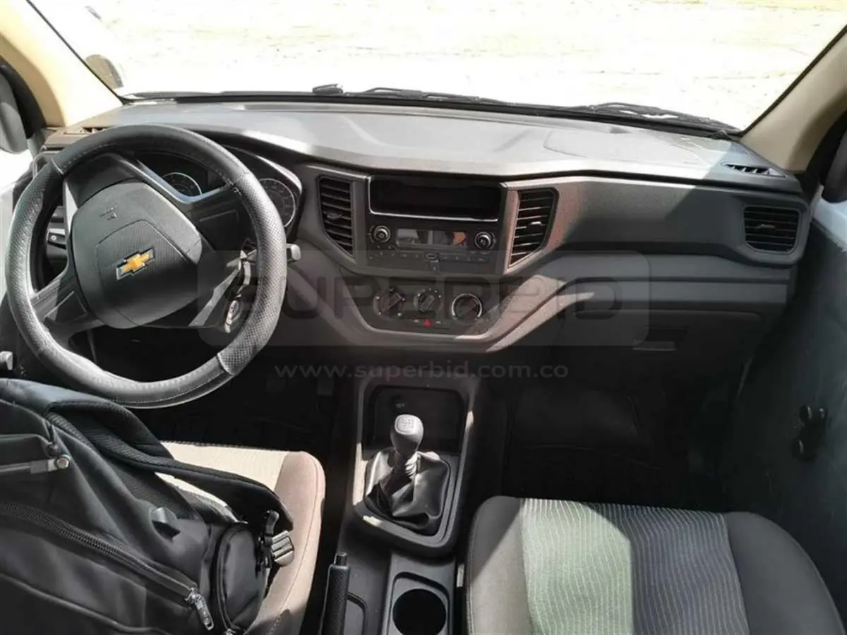 CHEVROLET VAN N400 MAX CARGO AA 2AB ABS MT 1485 CC MOD. 2025, PLACA: PAU345 Ubic.: RIOHACHA, LA GUAJIRA — imagen 4 de 7