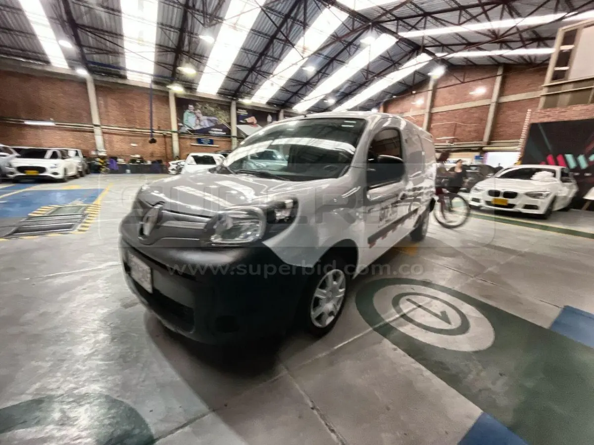 RENAULT KANGOO ZE MAXI (ELÉCTRICA) 44 KW MOD. 2020, RP#4 PLACA: GKV305 Ubic.: BOGOTÁ — imagen 4 de 8