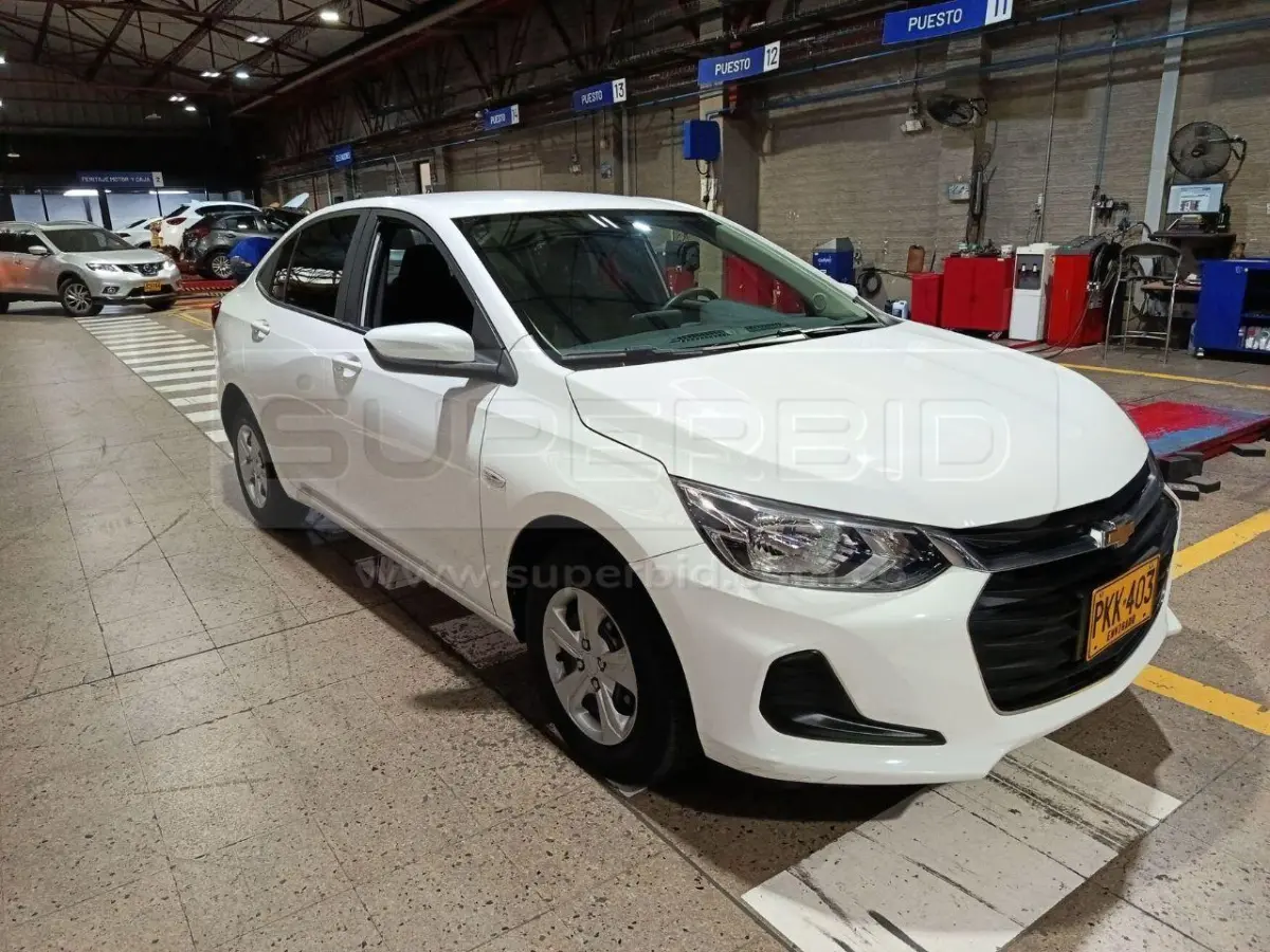 CHEVROLET ONIX NB LT TURBO MT 1000 CC MOD. 2025, PLACA: PKK403 Ubic.: CALDAS — imagen 2 de 8