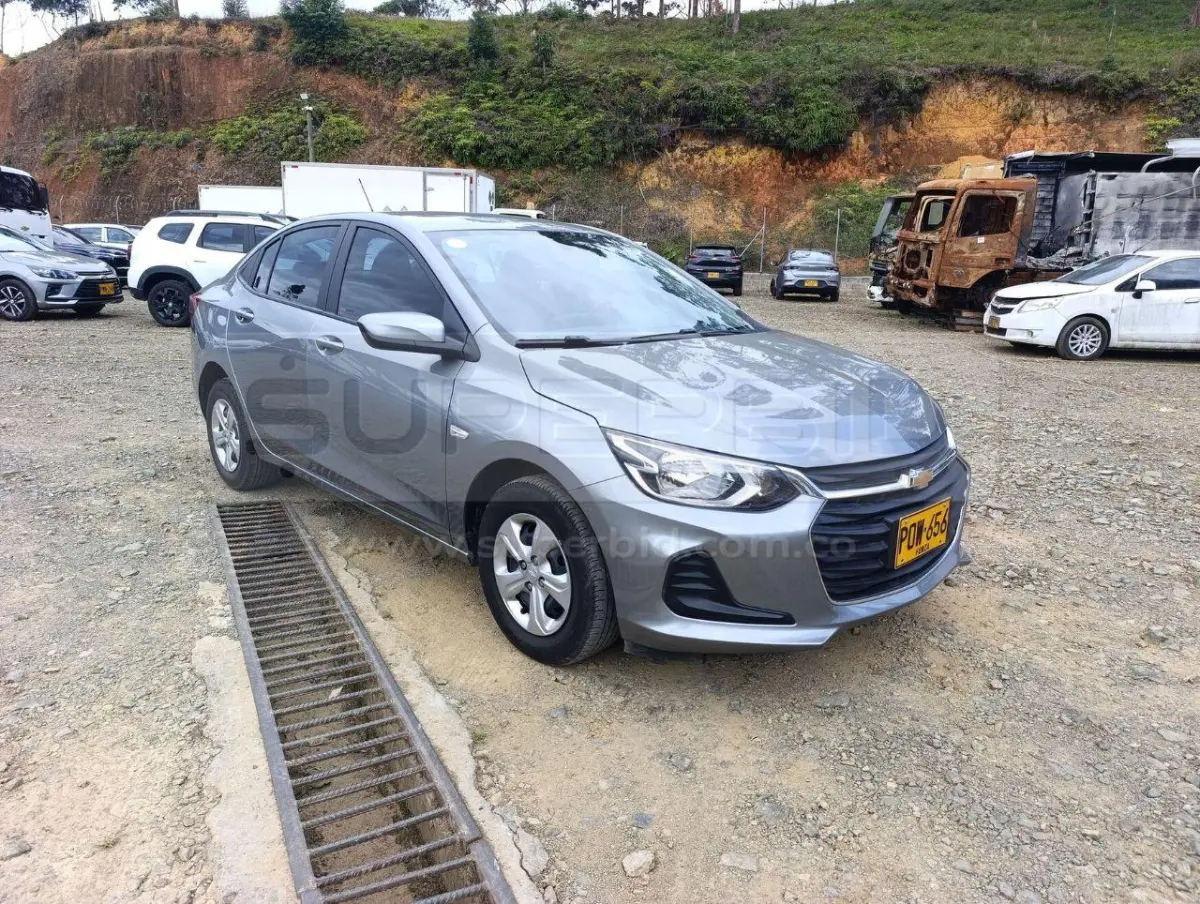 CHEVROLET ONIX NB LT TURBO MT 1000 CC MOD. 2025, PLACA: POW656 Ubic.: CALDAS — imagen 2 de 8