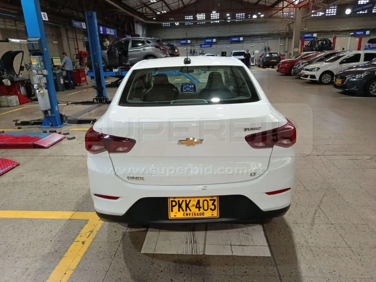 CHEVROLET ONIX NB LT TURBO MT 1000 CC MOD. 2025, PLACA: PKK403 Ubic.: CALDAS — imagen 7 de 8
