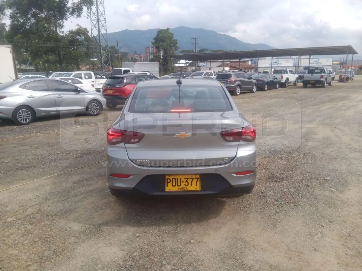 CHEVROLET ONIX NB LT TURBO AT 1000 CC MOD. 2025, PLACA: POU377 Ubic.: CALDAS — imagen 7 de 8