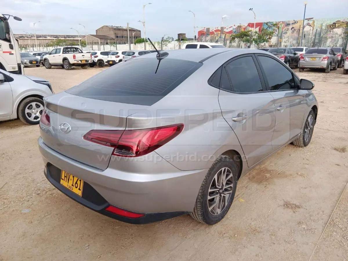HYUNDAI ACCENT - ADVANCE AT + RIN BITONO 1591 CC MOD. 2023, PLACA: LHV161 Ubic.: BARRANQUILLA — imagen 8 de 8